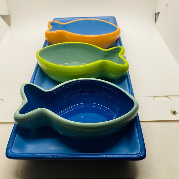 NWOT Summer Living Serving Tray with Three Fish. Blue, Orange, Green. Ceramic. - Picture 3 of 8